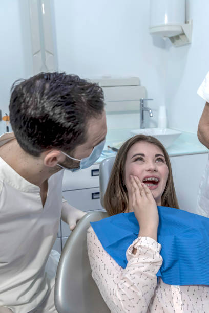 Best Cracked Tooth Emergency Dentist  in Shell Rock, IA
